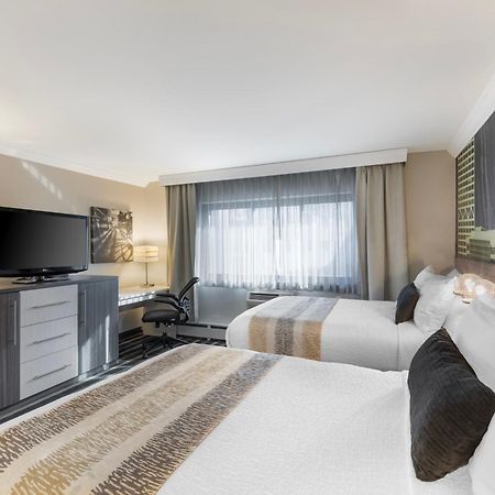 Best Western Plus Milwaukee West Екстер'єр фото