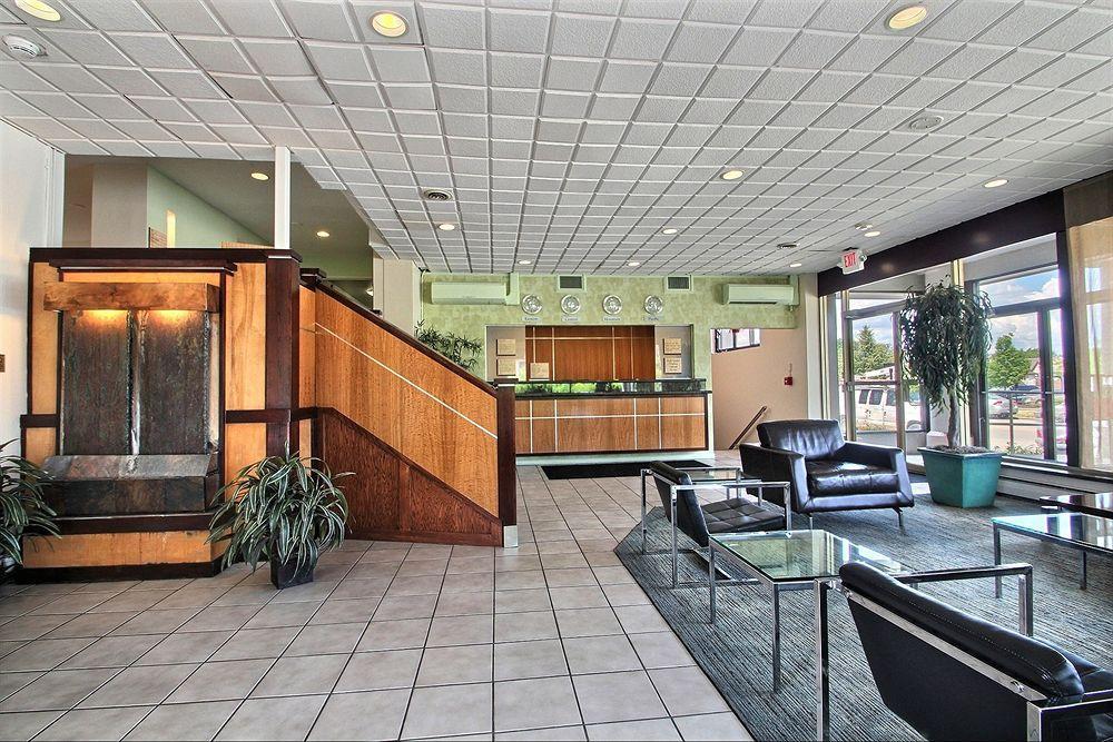 Best Western Plus Milwaukee West Ресторан фото