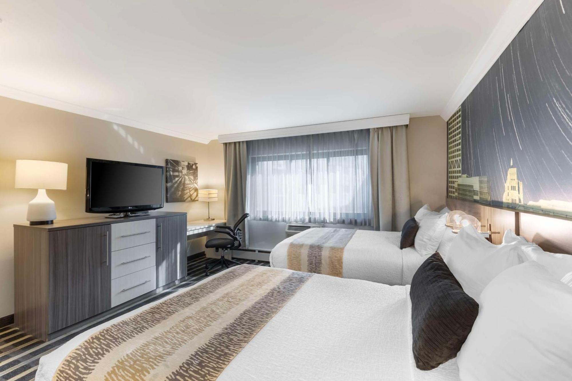 Best Western Plus Milwaukee West Екстер'єр фото