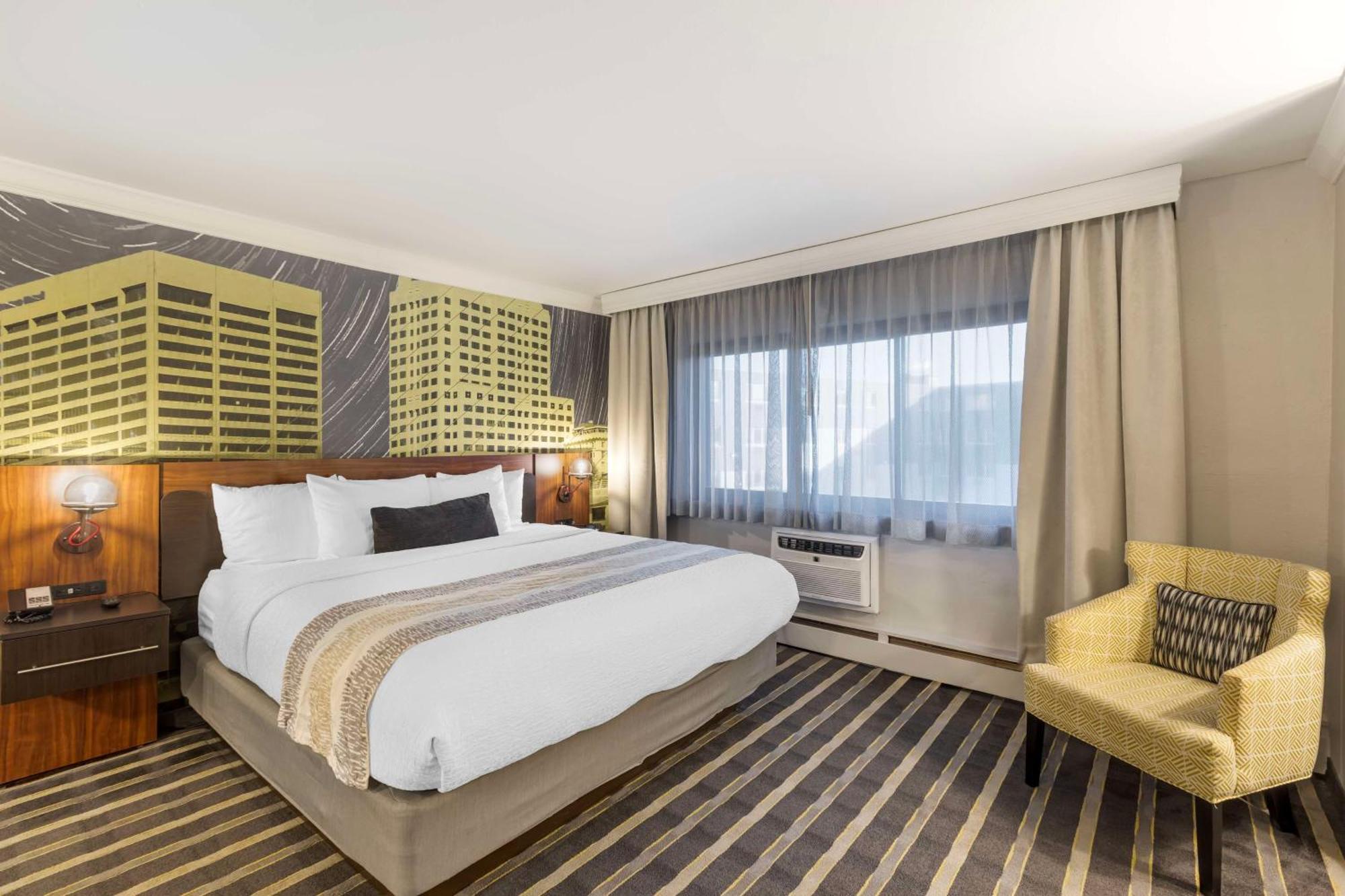 Best Western Plus Milwaukee West Екстер'єр фото
