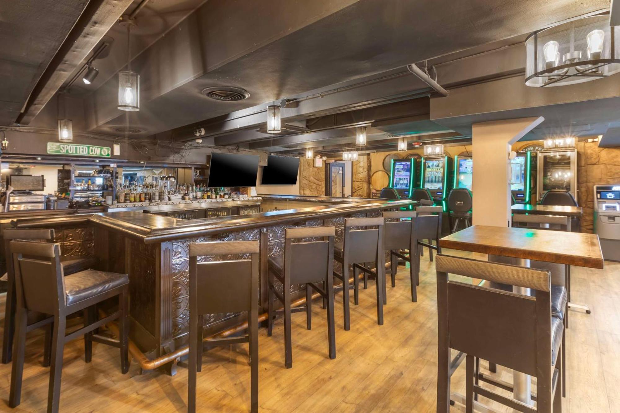 Best Western Plus Milwaukee West Екстер'єр фото