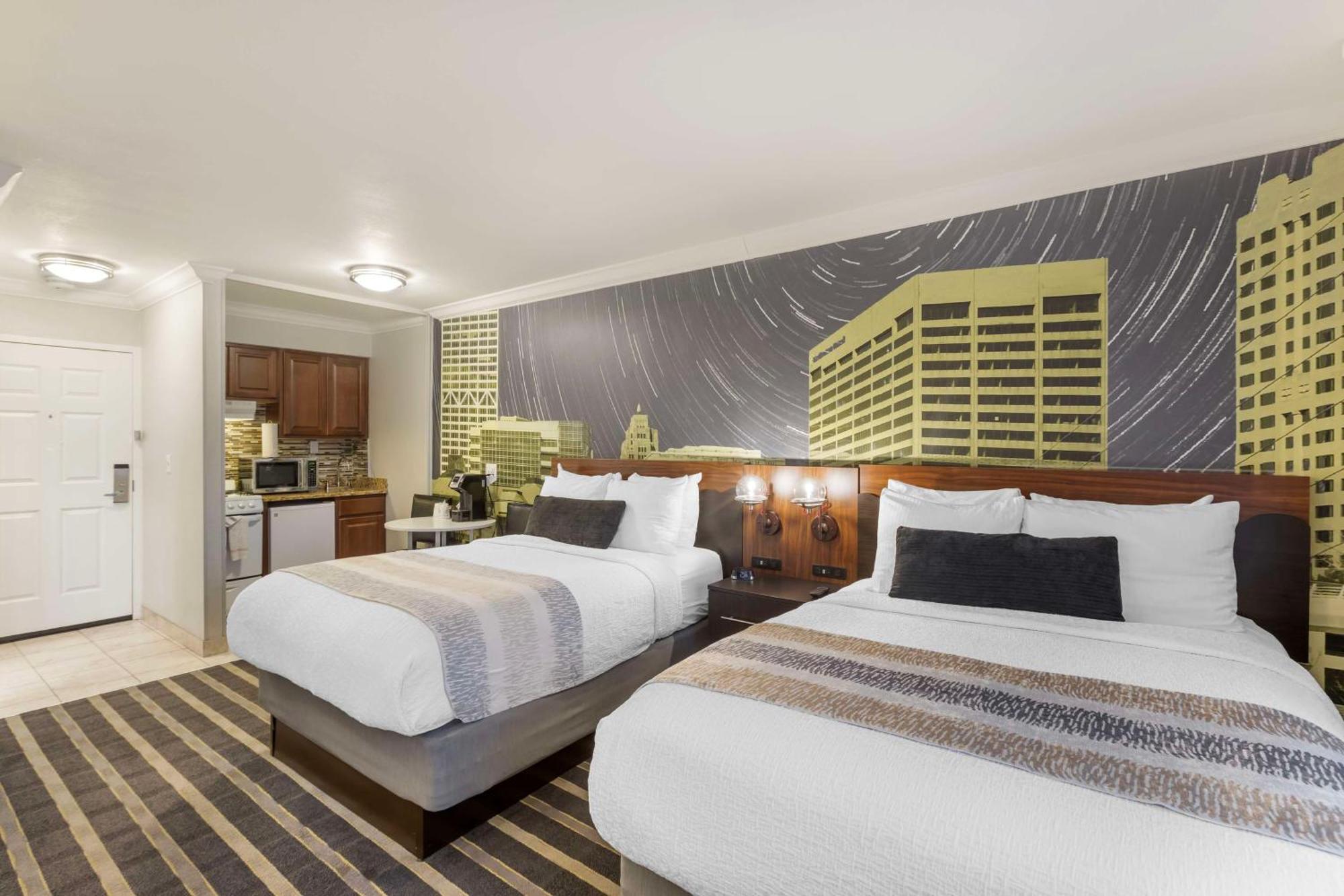 Best Western Plus Milwaukee West Екстер'єр фото