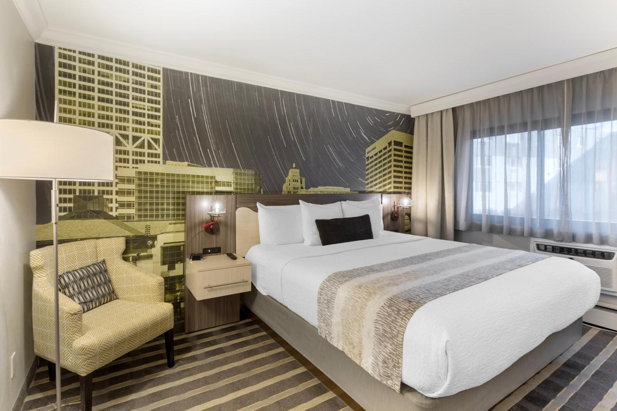 Best Western Plus Milwaukee West Екстер'єр фото
