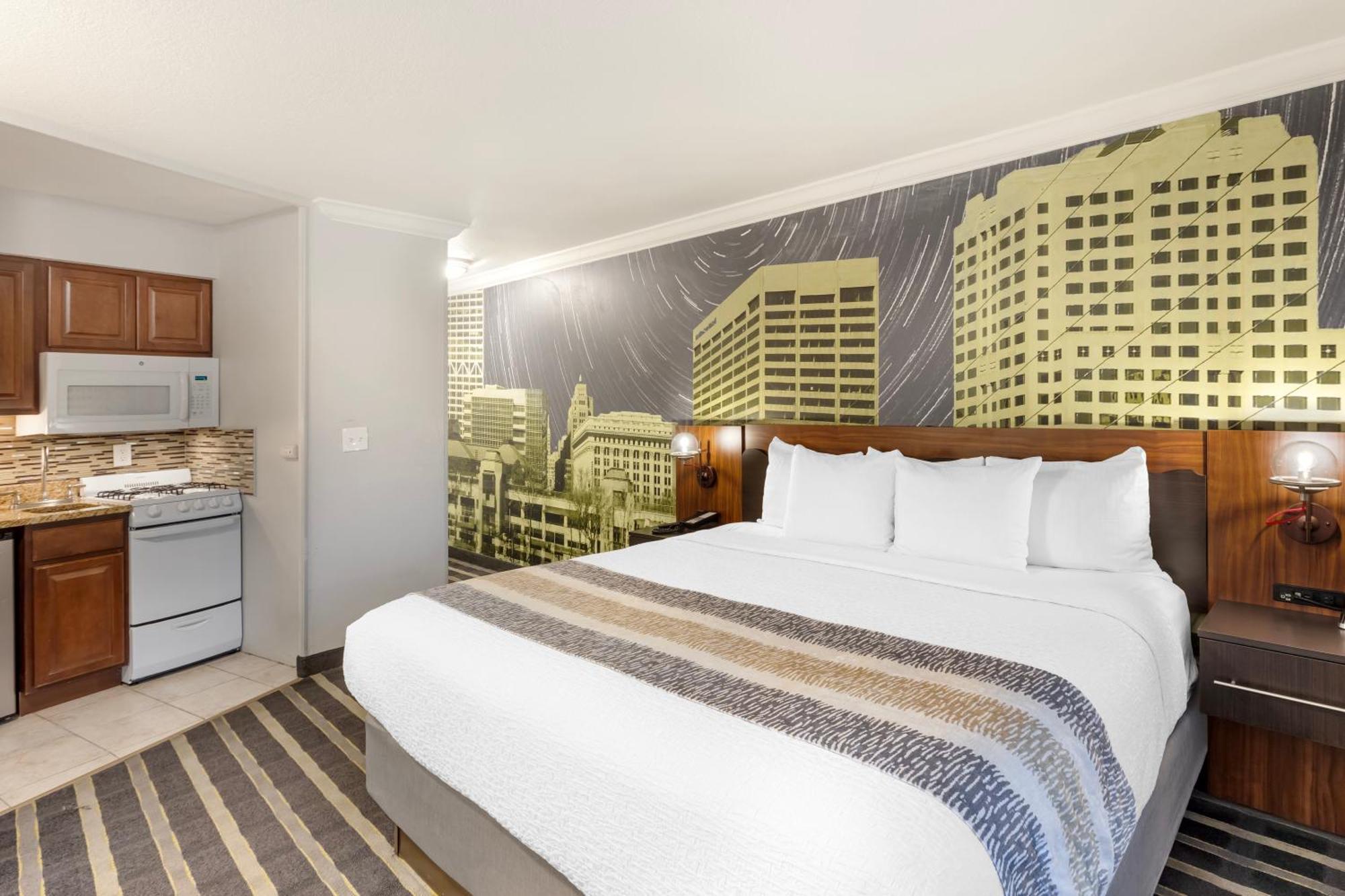 Best Western Plus Milwaukee West Екстер'єр фото