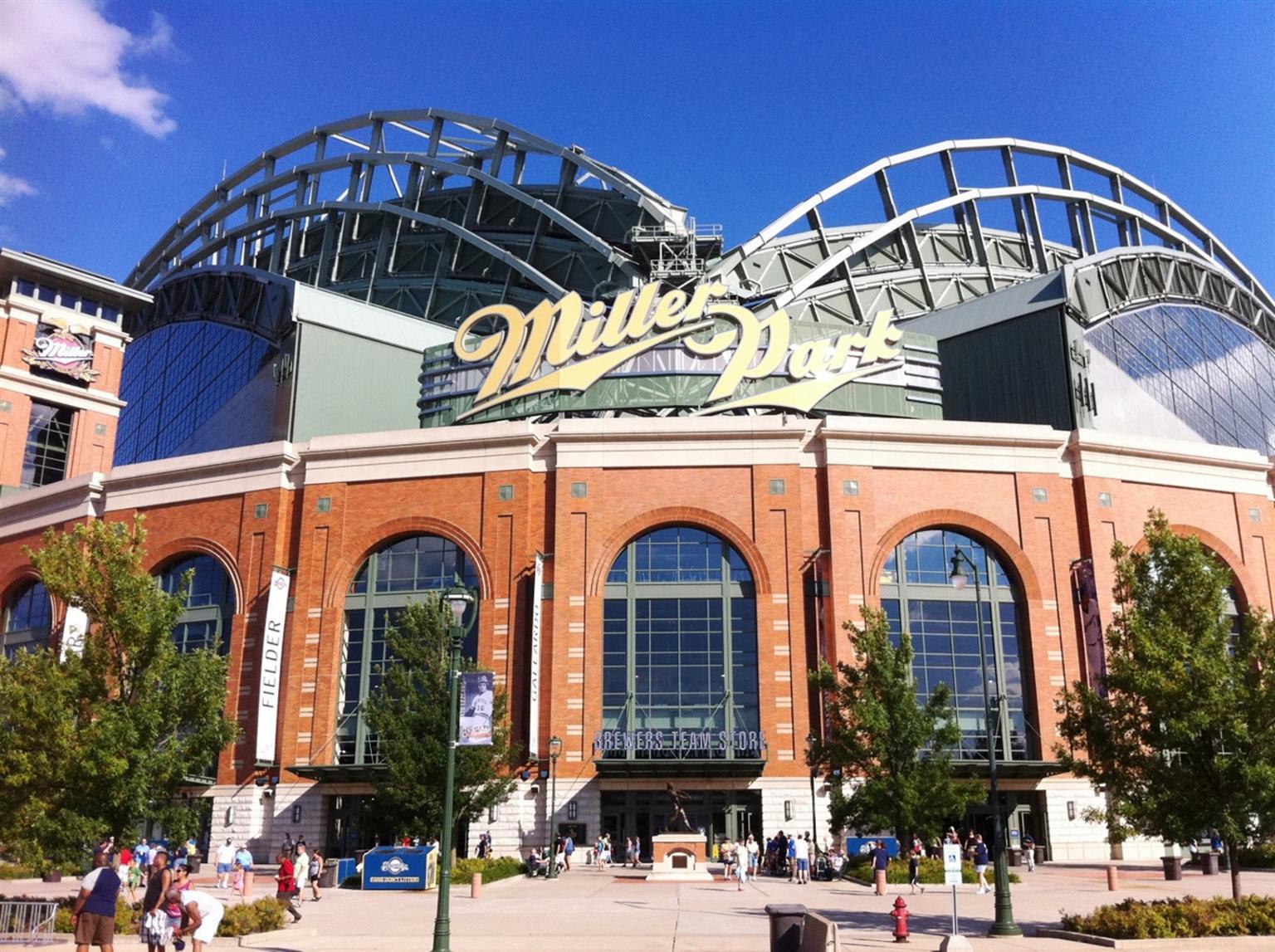 Best Western Plus Milwaukee West Екстер'єр фото